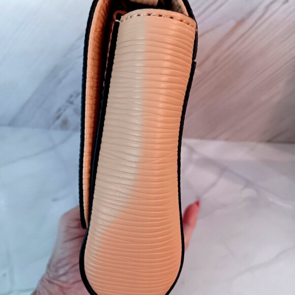 NWT REBECCA MINKOFF "AVERY" Leather Crossbody Bag Beautiful Apricot Color - Picture 4 of 10